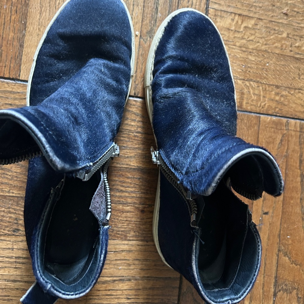 OFFICINE CREATIVE SIZE 9.5|39.5 Navy Blue pony hair  SNEAKER Boots